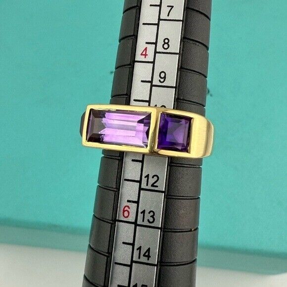 Vintage Tiffany & Co. Baguette Three-stone Ring Amethyst in 18k Yellow Gold 7g