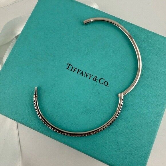 Tiffany & Co. 18k Blue Sapphire Metro Hinged Bangle White Gold