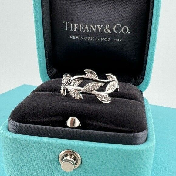 Tiffany & Co. Paloma Picasso Olive Leaf Ring 18k White Gold with Diamonds Narrow