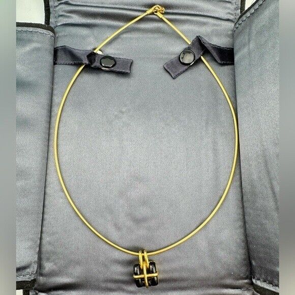 Vintage Tiffany & Co. Biscayne 18k Jade Pendant Necklace on 16" Omega Chain