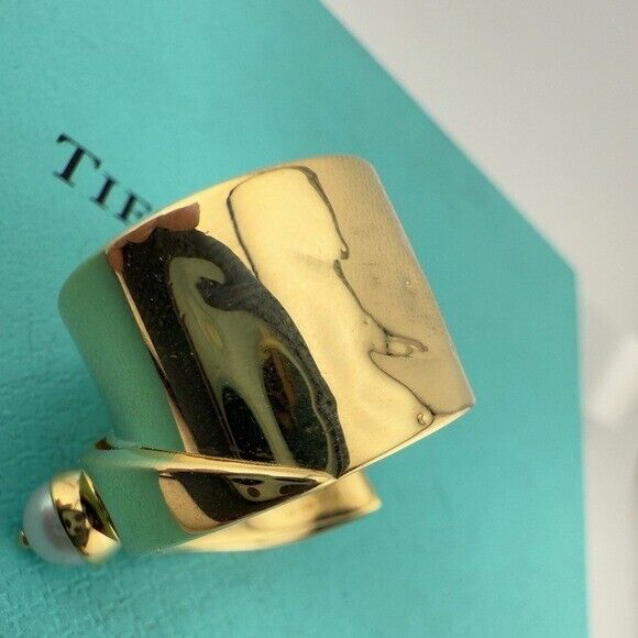 Tiffany & Co. Eddie Borgo Pearl Ring in 18k Yellow Gold 18g