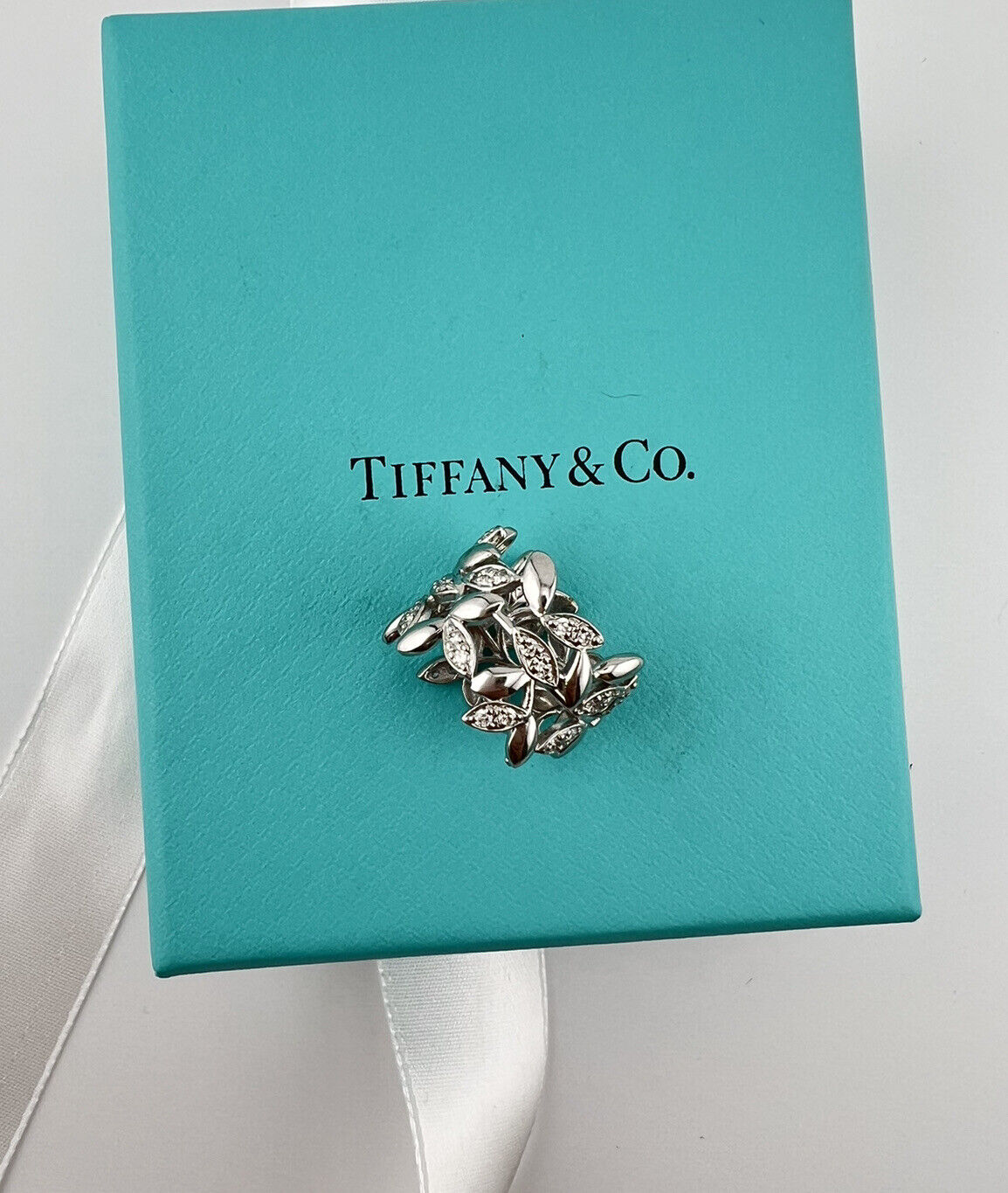 +$7500 Tiffany & Co 18k Diamond Olive Leaf Wide Band Ring White Gold 7.5g
