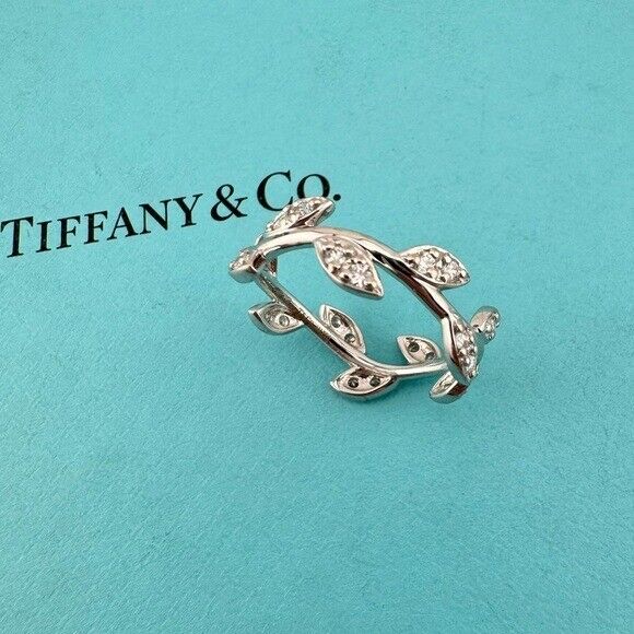Tiffany & Co. Paloma Picasso Olive Leaf Ring 18k White Gold with Diamonds Narrow