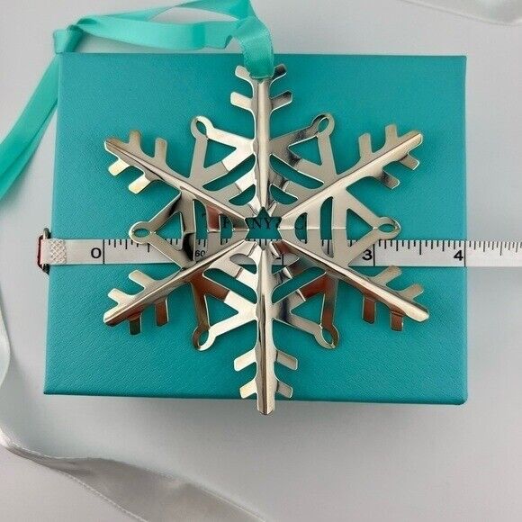 RARE Tiffany & Co. Sterling Silver Snowflake Holiday Tree Ornament w/pouch