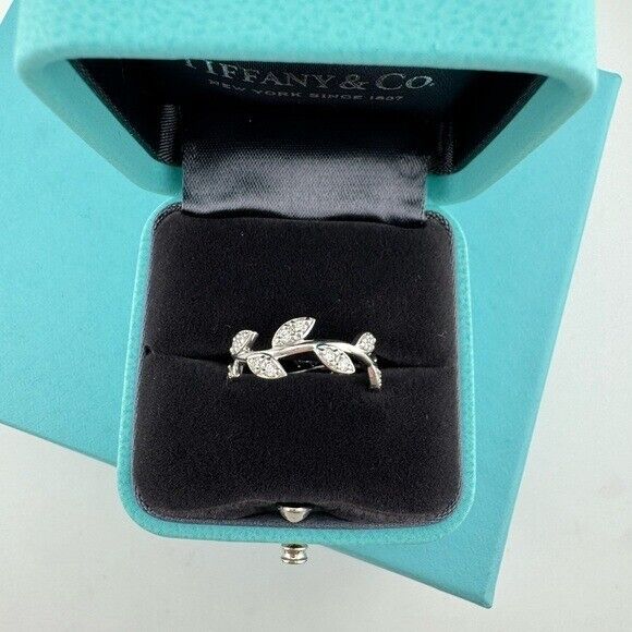 Tiffany & Co. Paloma Picasso Olive Leaf Ring 18k White Gold with Diamonds Narrow