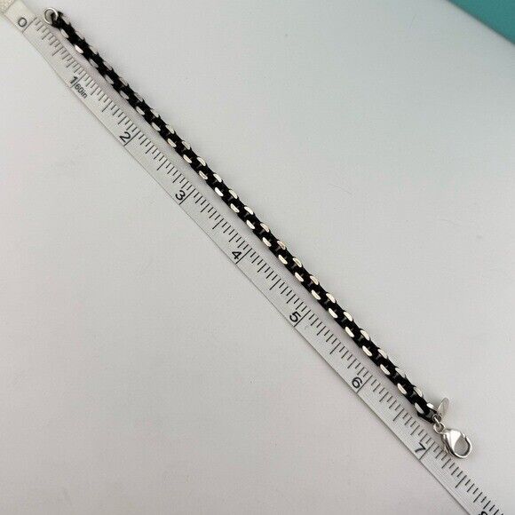 44241628