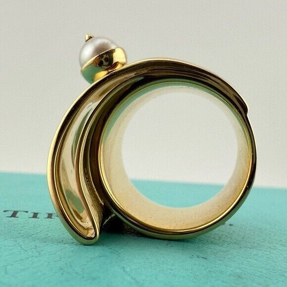 Tiffany & Co. Eddie Borgo Pearl Ring in 18k Yellow Gold 18g