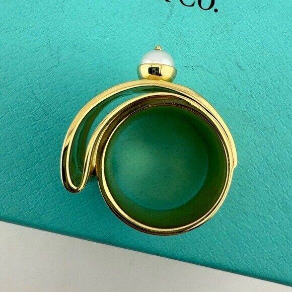Tiffany & Co. Eddie Borgo Pearl Ring in 18k Yellow Gold 18g