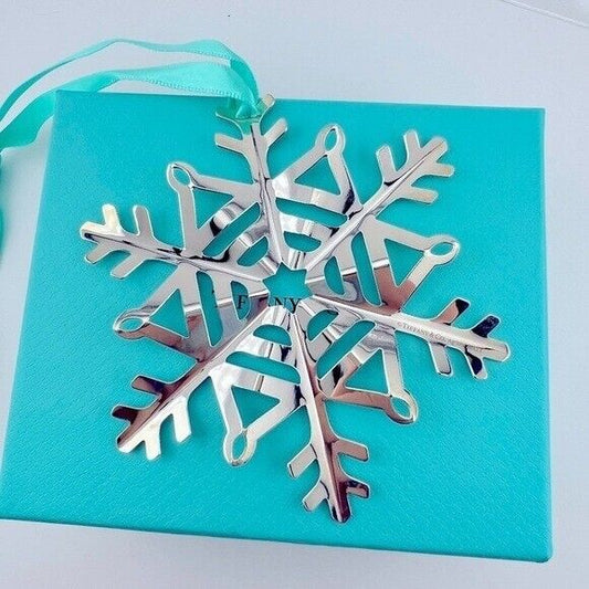 RARE Tiffany & Co. Sterling Silver Snowflake Holiday Tree Ornament w/pouch