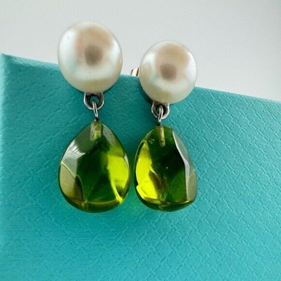 Tiffany & Co. Freshwater Cultured Pearl and Peridot Drop Earrings 18k White Gold