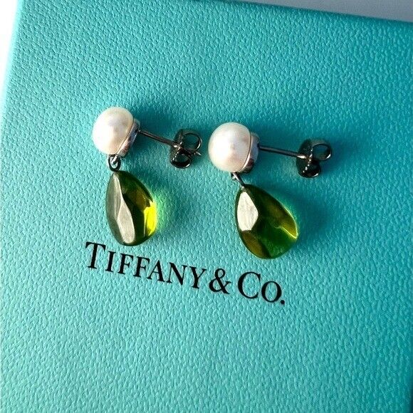 Tiffany & Co. Freshwater Cultured Pearl and Peridot Drop Earrings 18k White Gold